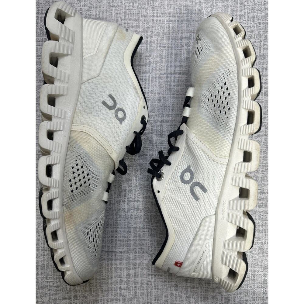On Cloud X Women's 7.5 Cloudtec Helion White Black Running Walking Sneaker Shoe - Picture 3 of 9